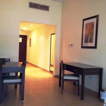 Tulip Hotel Apartments Dubai Eksteriør bilde