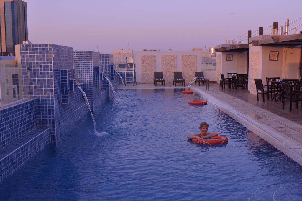 Tulip Hotel Apartments Dubai Eksteriør bilde